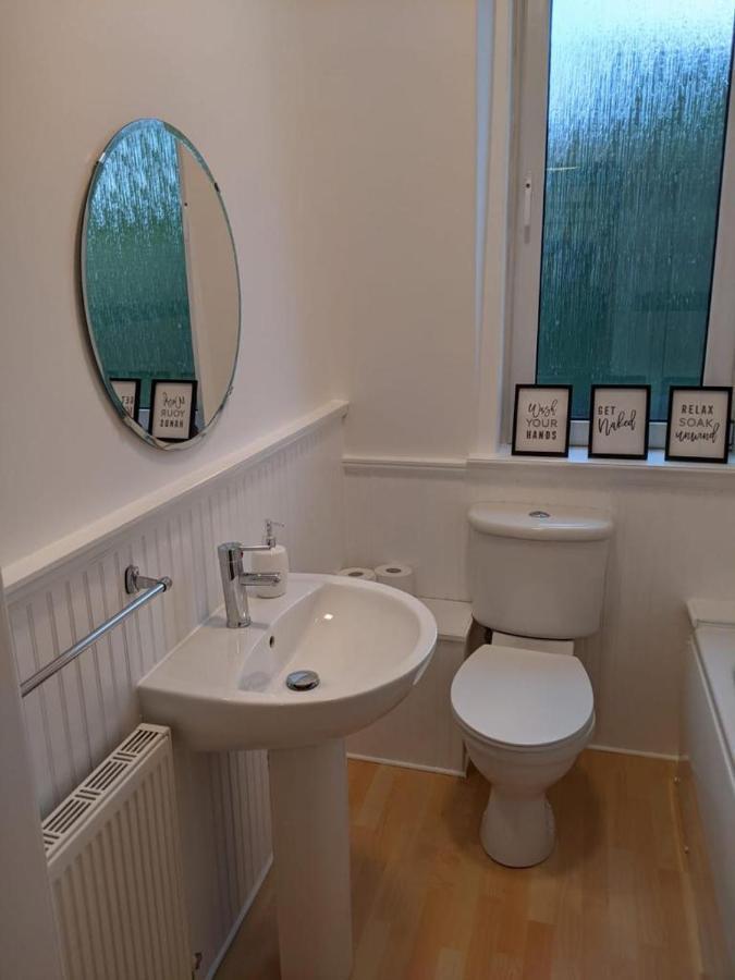 Glenclova - No 5 Bellyeoman, Bright Two Bedroom Apartment Dunfermline Buitenkant foto