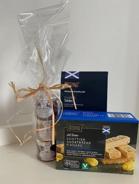 Glenclova - No 5 Bellyeoman, Bright Two Bedroom Apartment Dunfermline Buitenkant foto